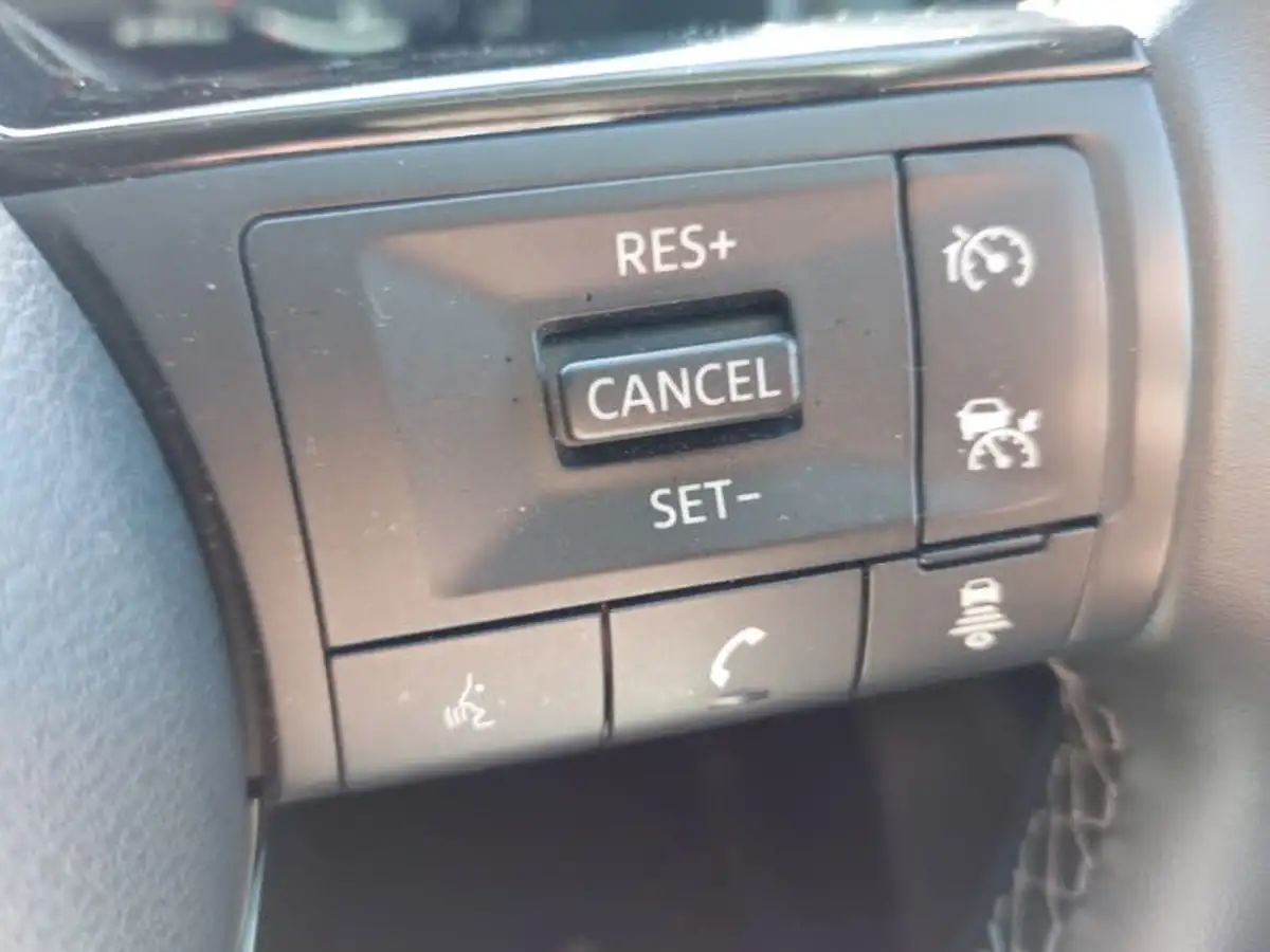 2023-nissan-qashqai-13-dig-t-n-connecta-140ps-big-12