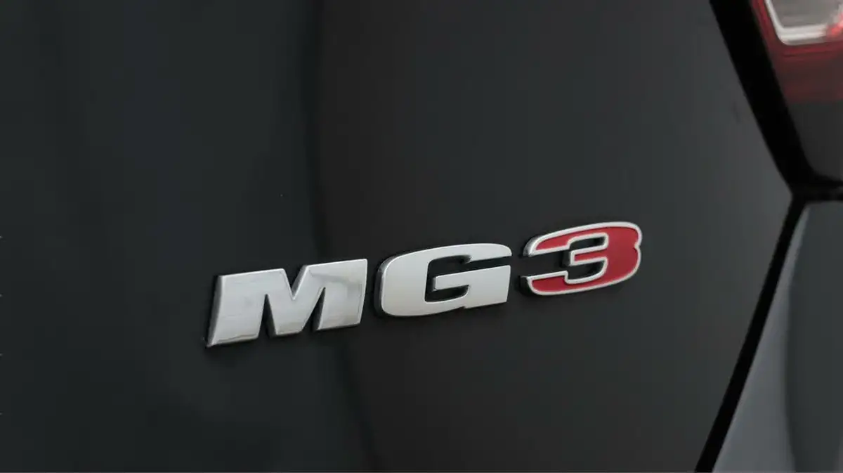 2021-mg-mg3-15-vti-tech-exclusive-nav-big-21