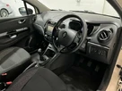 2015-renault-captur-09-dynamique-small-10