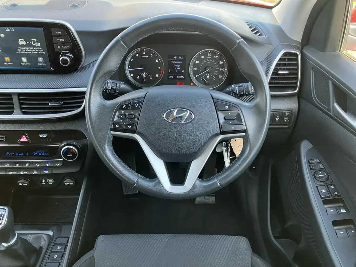 2018-hyundai-tucson-16-gdi-s-connect-big-14