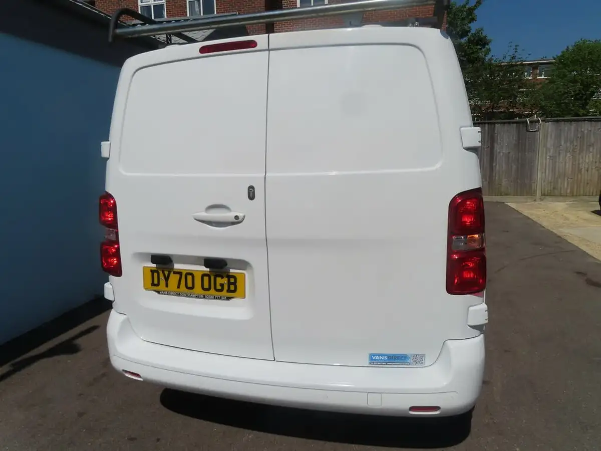 2020-vauxhall-vivaro-20td-3100-l1h1-sportive-120pseu6dt-panel-big-15