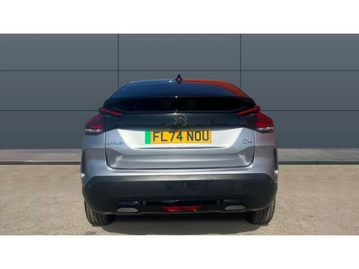 2024-citroen-c4-e-e-series-156ps-54kwh-big-5