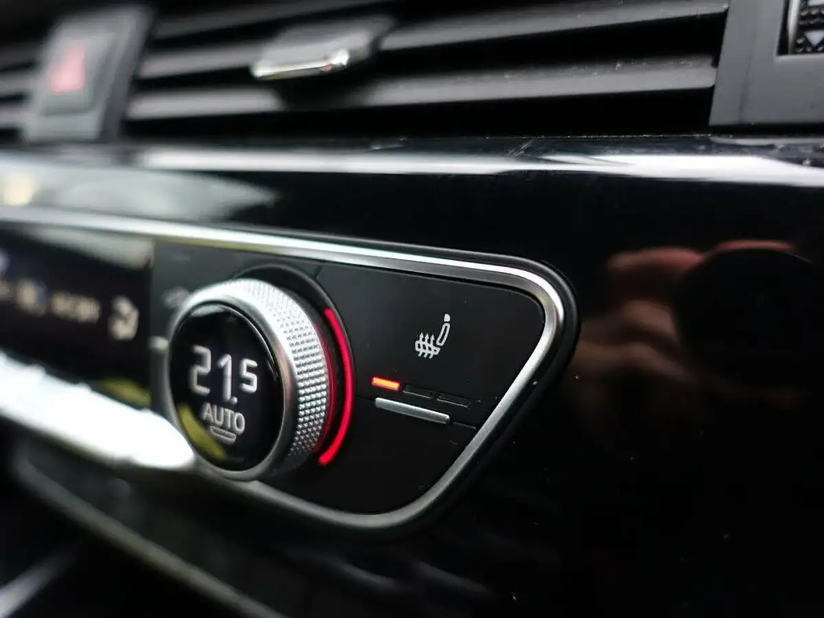 2018-audi-a4-avant-20-tdi-quattro-black-edition-big-26