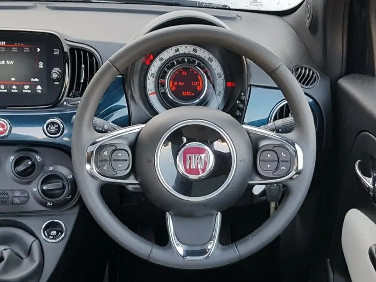 2023-fiat-500-10-dolcevita-big-9