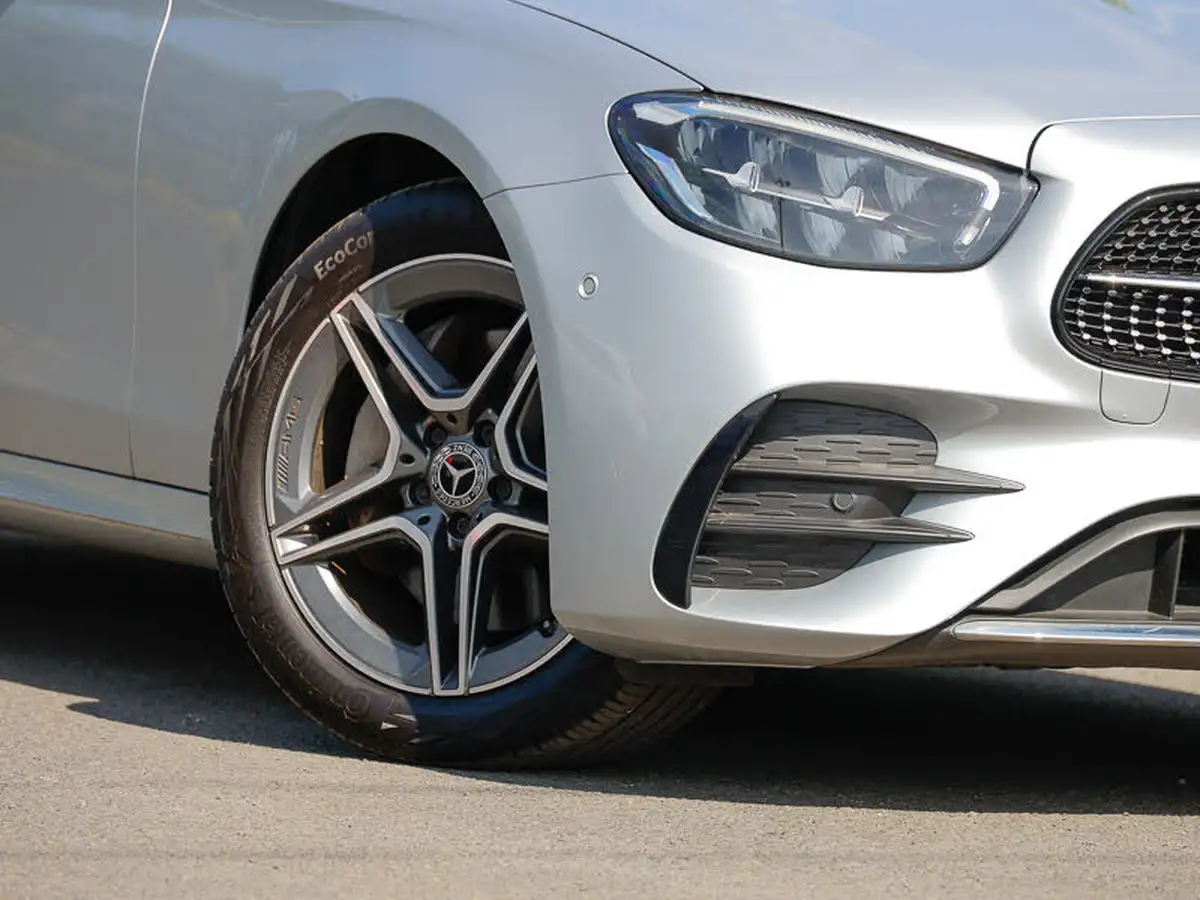 2021-mercedes-benz-e-class-big-8
