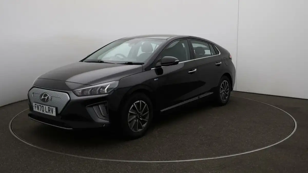 2020-hyundai-kona-e-premium-136ps-39kwh-big-3