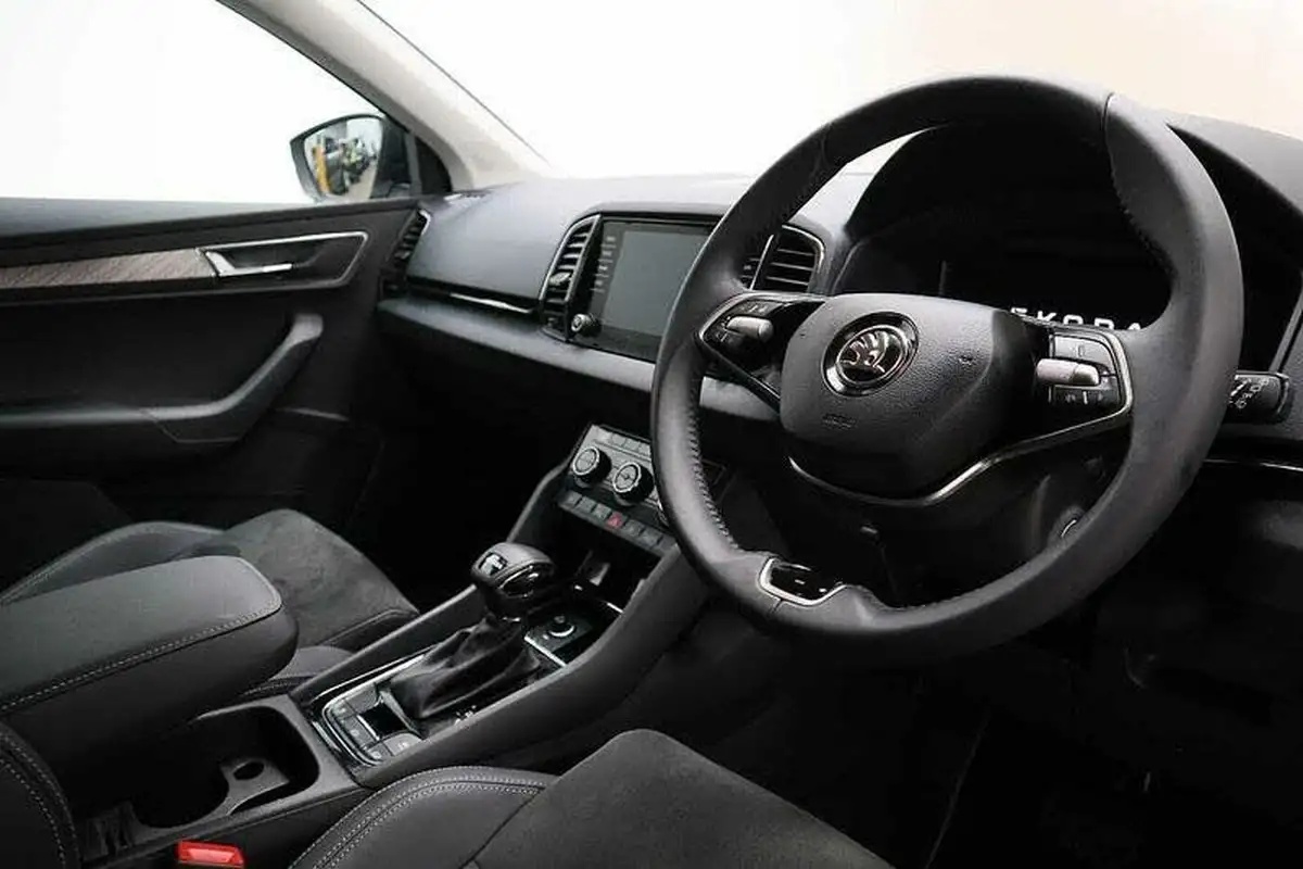 2024-skoda-karoq-15-tsi-se-l-dsg-big-5