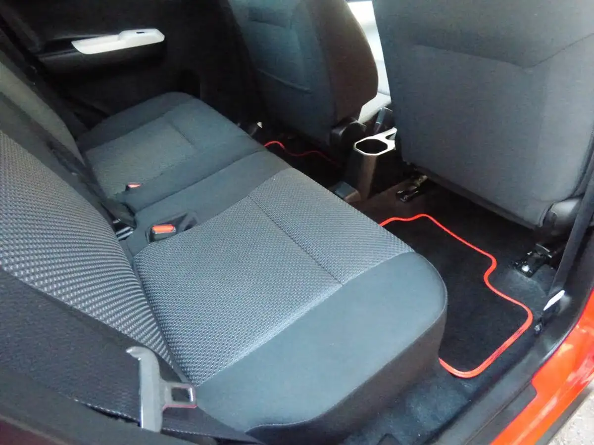 2017-suzuki-ignis-12-dualjet-sz5-shvs-big-22