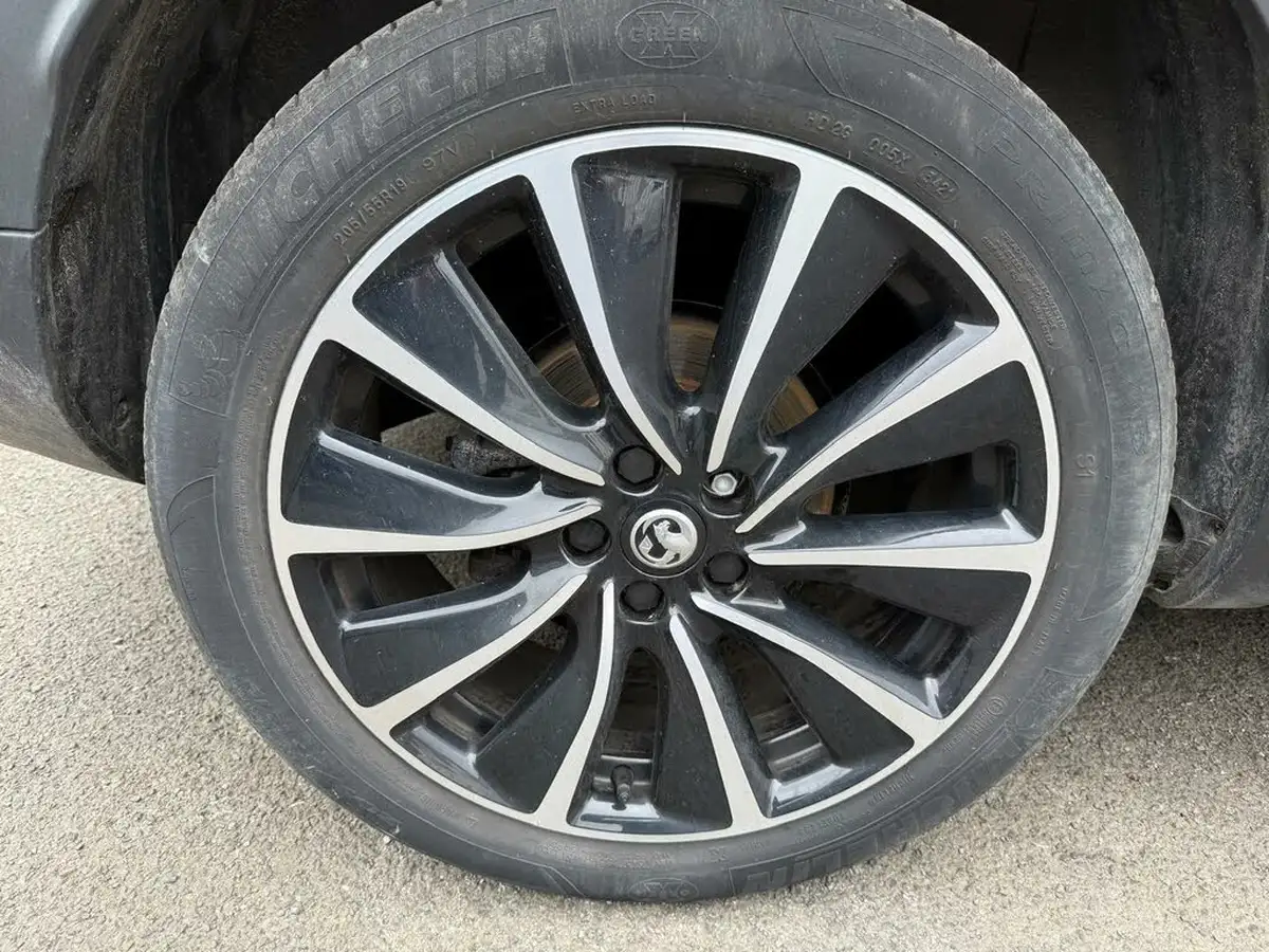 2021-vauxhall-grandland-x-15td-elite-nav-big-5