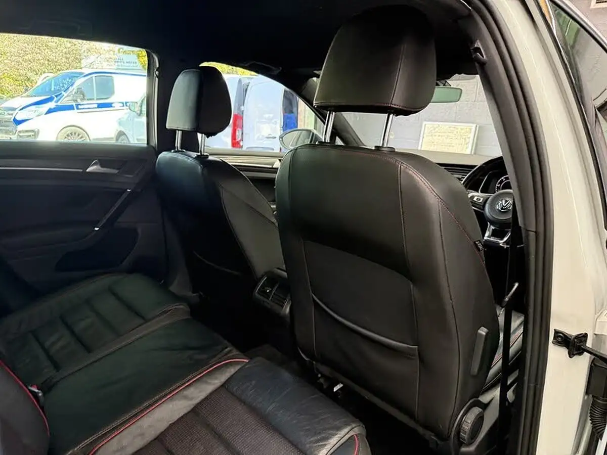 2020-volkswagen-golf-20tdi-match-edition-hatchback-dsg-big-32