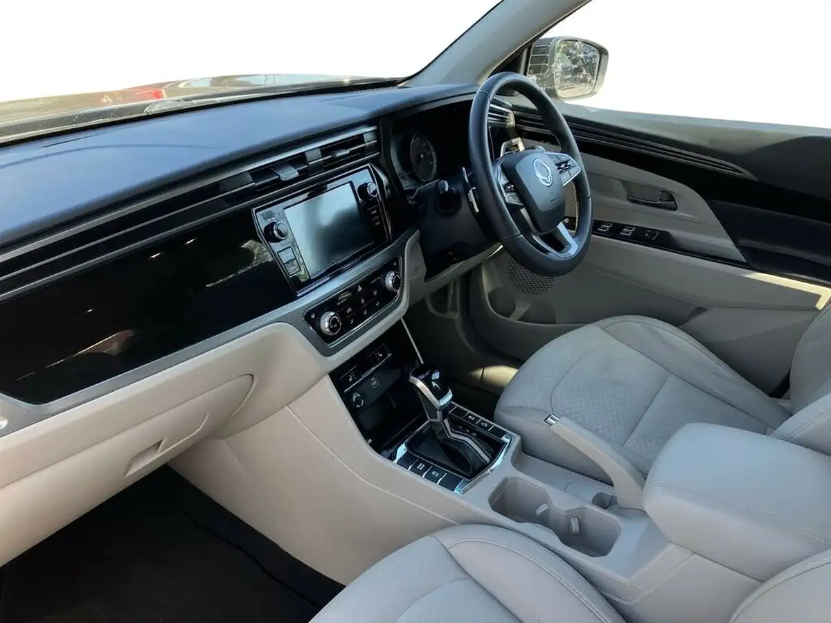 2020-kgm-ssangyong-korando-16td-pioneer-big-5