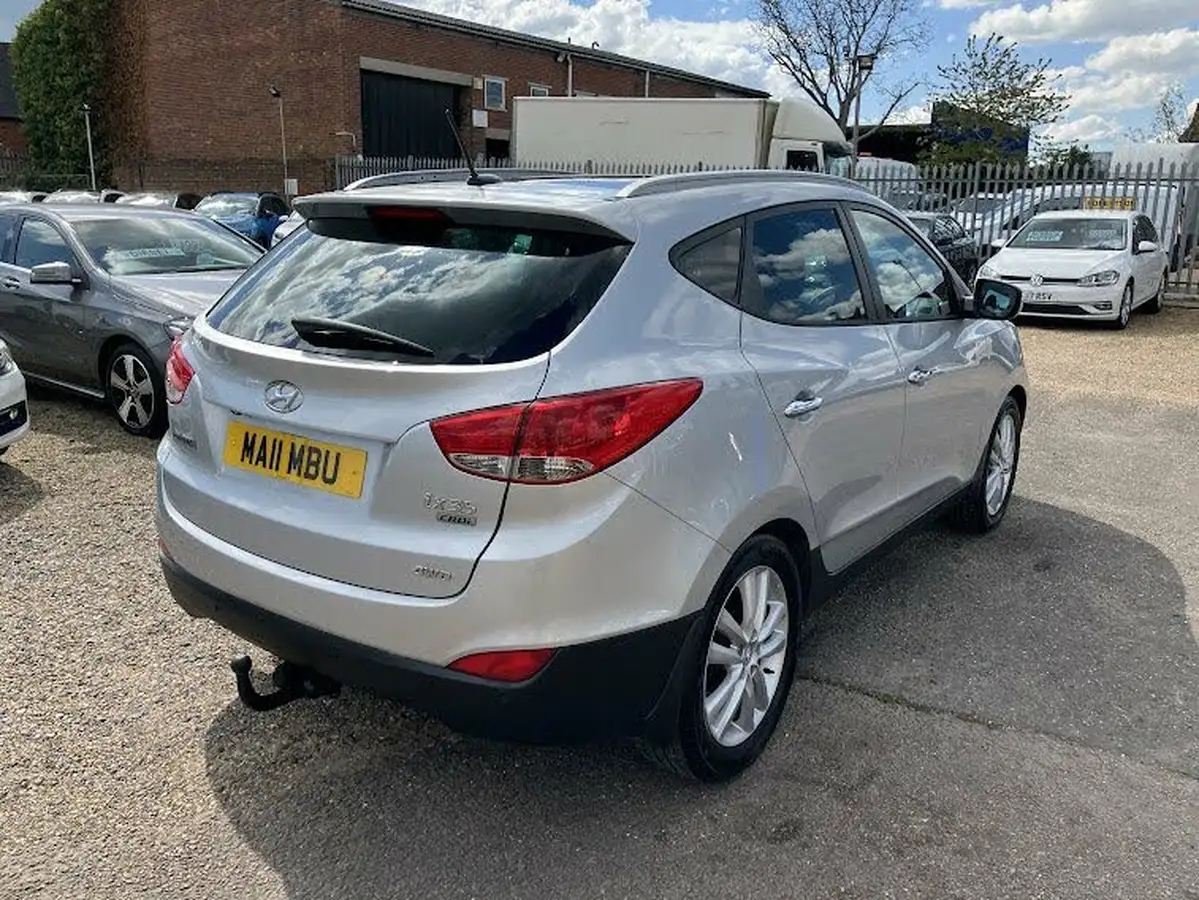 2011-hyundai-ix35-20td-premium-4wd-auto-big-6