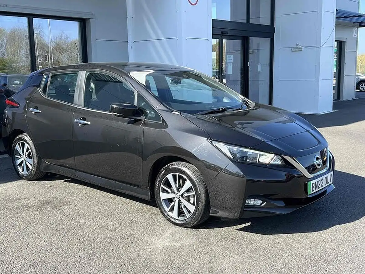 2022-nissan-leaf-e-acenta-big-17