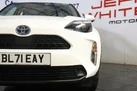 2022-toyota-yaris-cross-15-vvt-i-icon-small-12