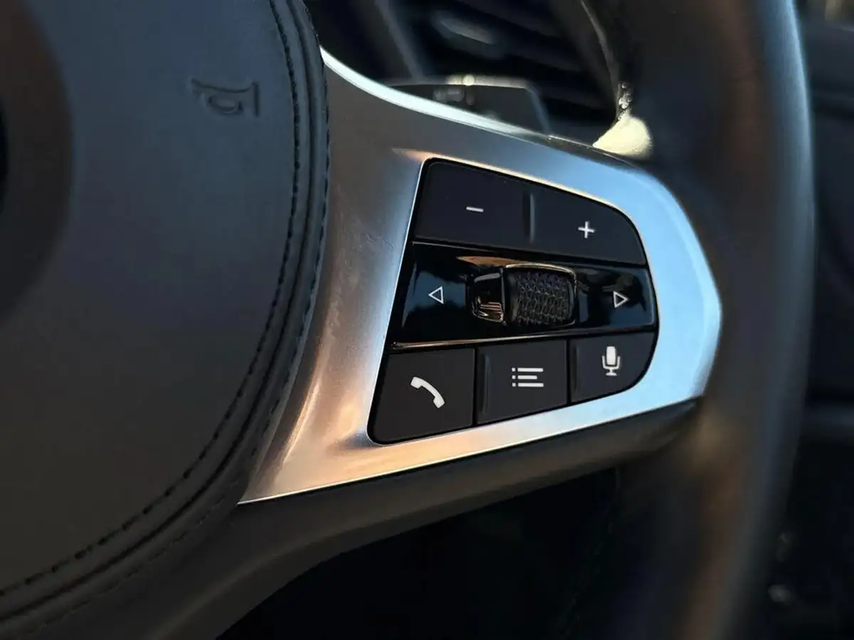 2022-bmw-1-series-15-118i-m-sport-lcp-dct-big-51