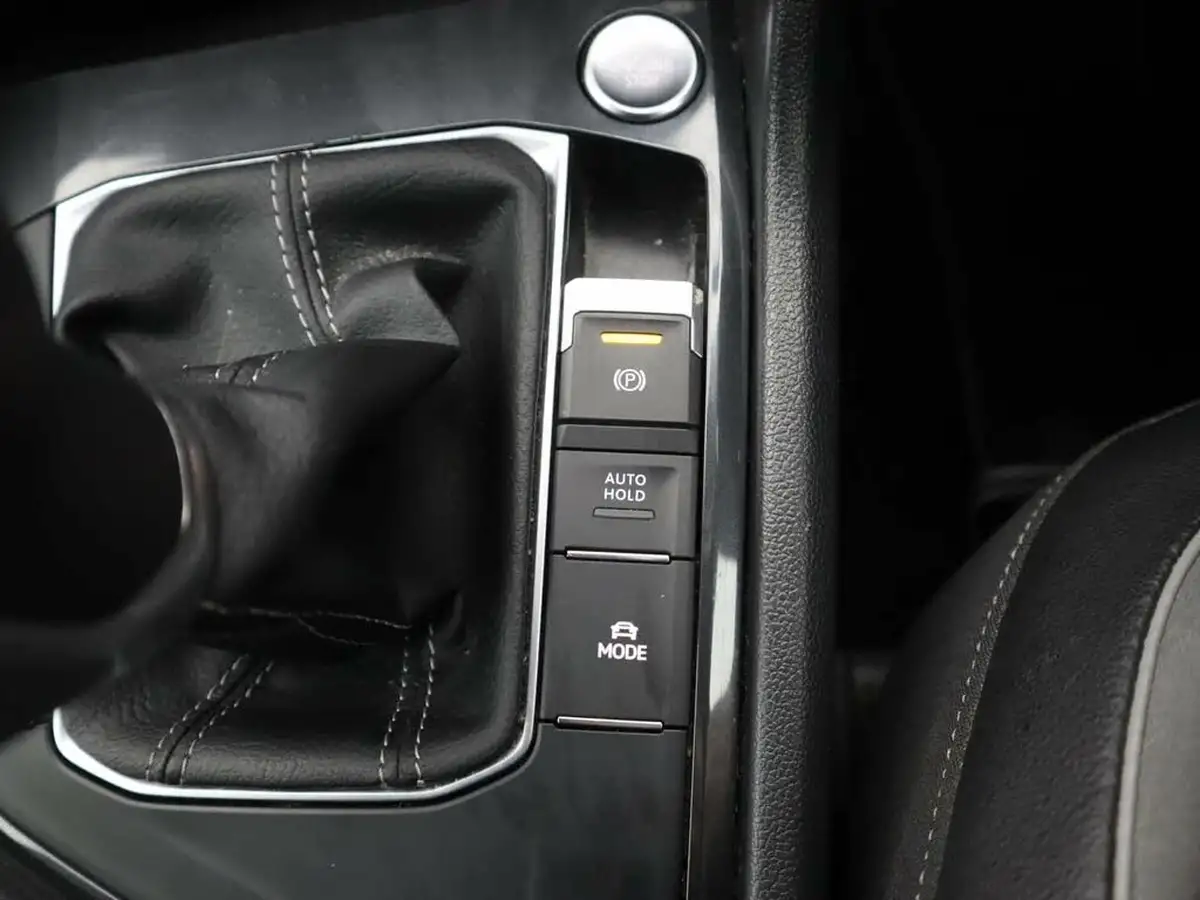 2020-volkswagen-tiguan-15-tsi-r-line-big-21
