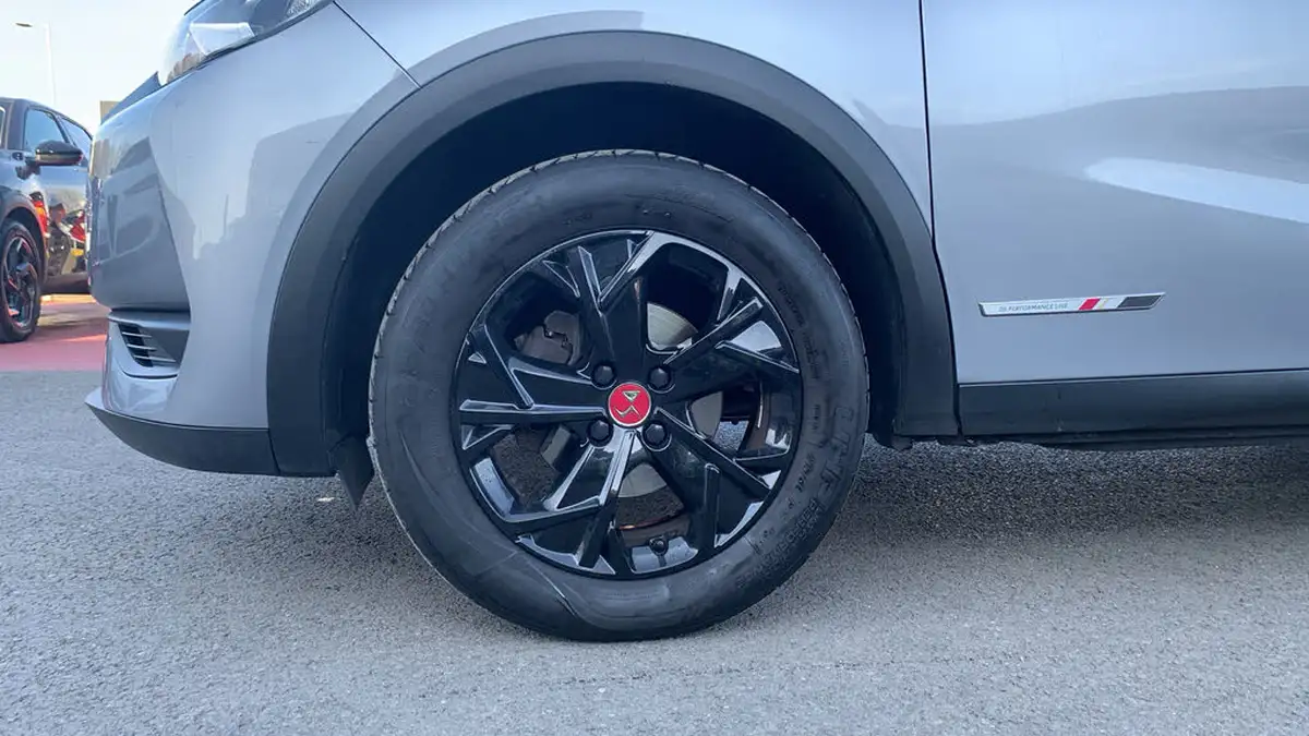 2019-ds-ds-3-crossback-12-puretech-performance-line-100ps-big-13