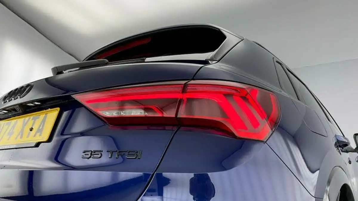 2024-audi-q3-15-35-tfsi-black-edition-station-wagon-s-tronic-big-31