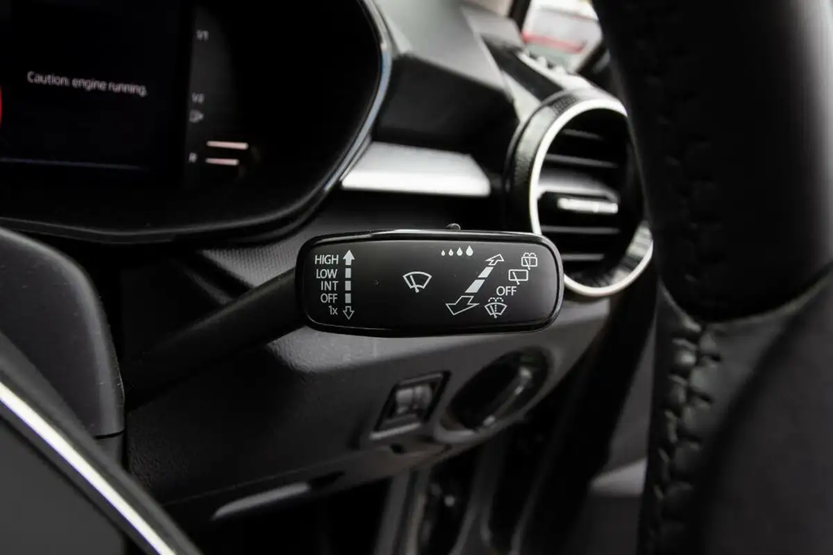 2022-skoda-fabia-10-tsi-colour-edition-110ps-big-17