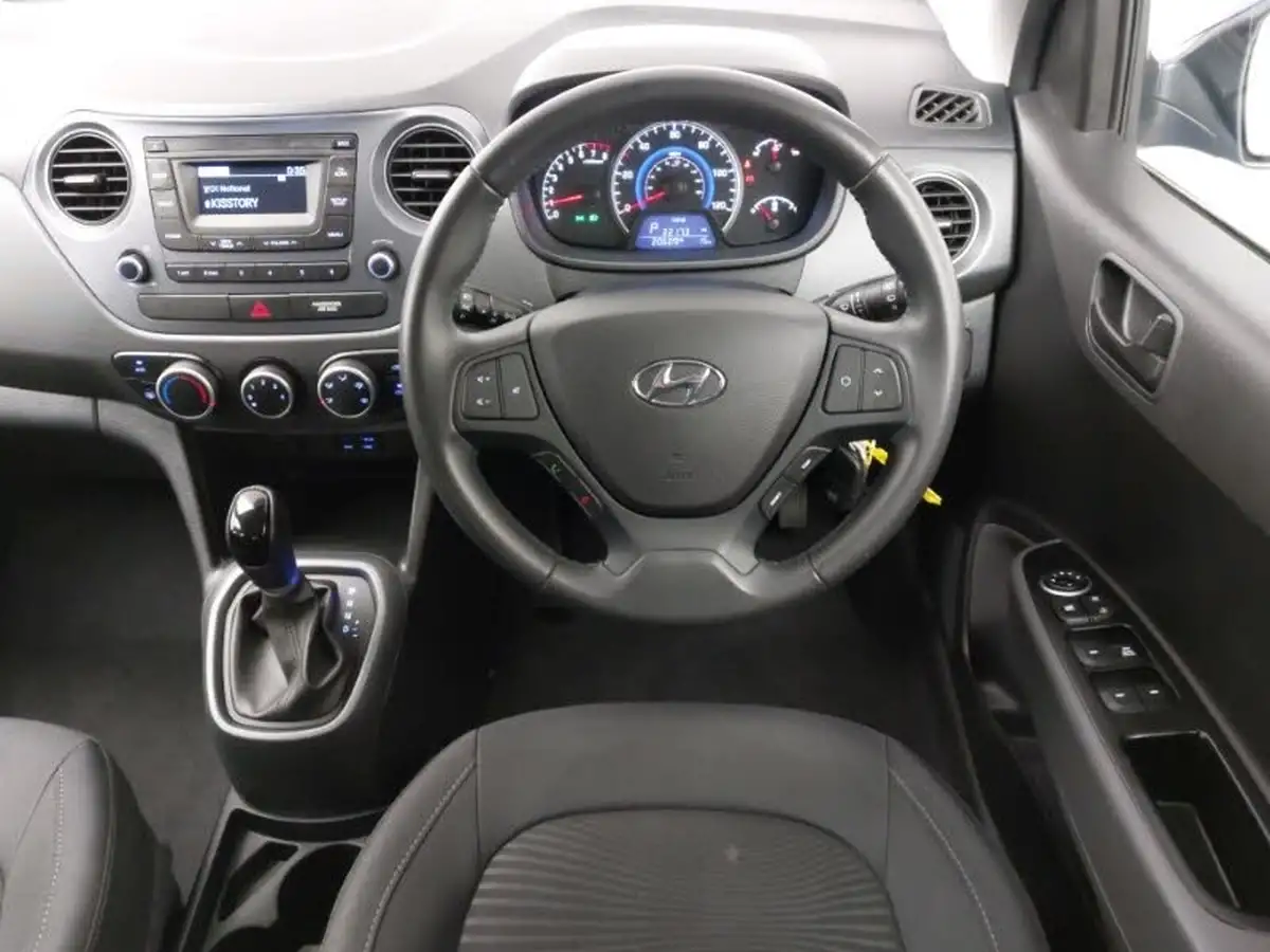 2019-hyundai-i10-12-se-auto-big-6