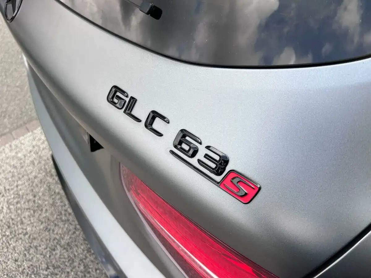 2018-mercedes-benz-glc-class-40-glc-amg-63-s-edition-1-510ps-station-wagon-5d-big-64