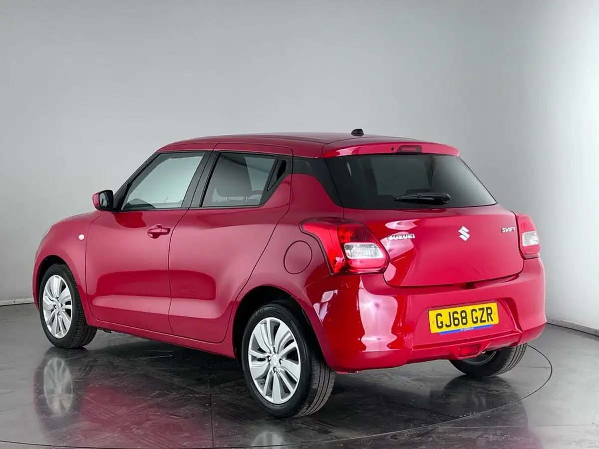 2018-suzuki-swift-10-boosterjet-sz-t-111ps-big-5