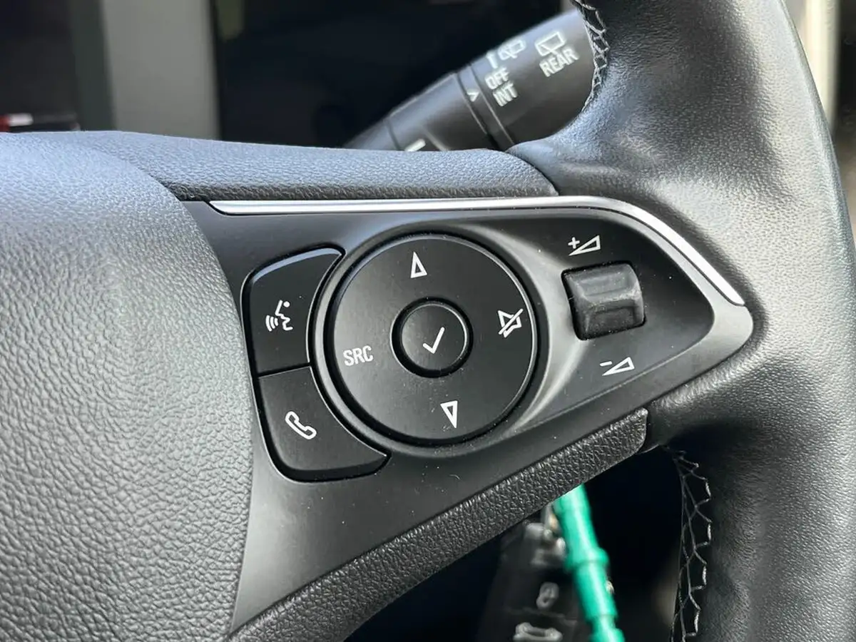 2021-vauxhall-mokka-12-elite-nav-100ps-big-25