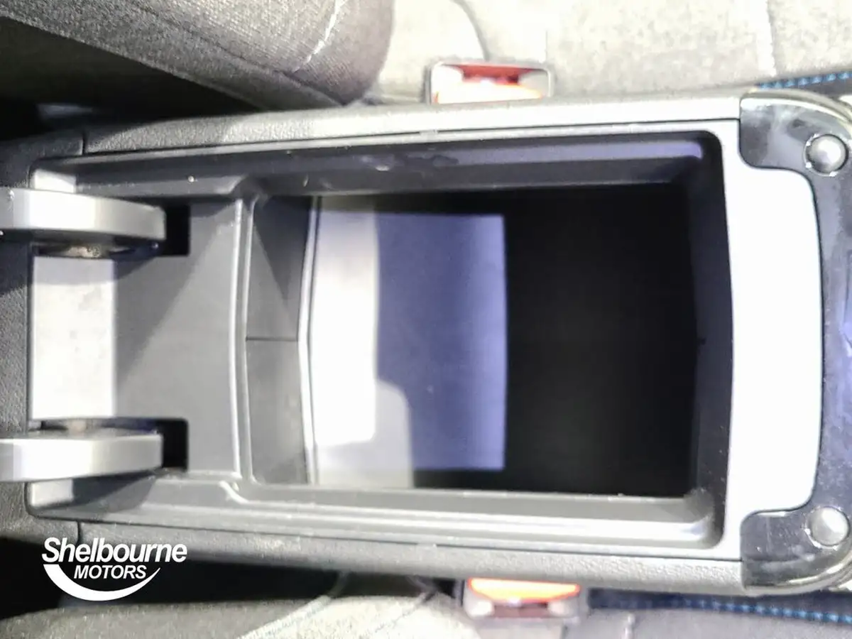 2021-citroen-c4-12-puretech-shine-130ps-big-5
