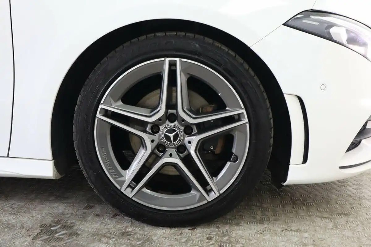 2019-mercedes-benz-a-class-13-a200-amg-line-premium-saloon-4d-7g-dct-big-21