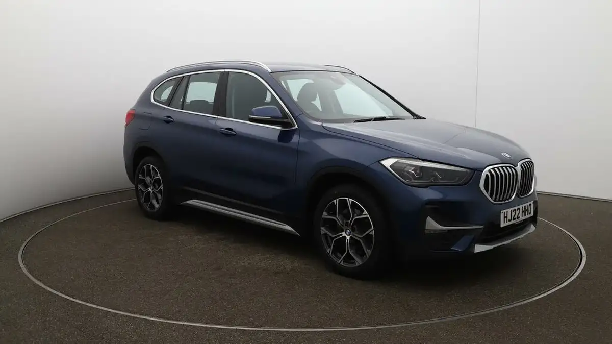 2022-bmw-x1-20-sdrive20i-xline-big-36