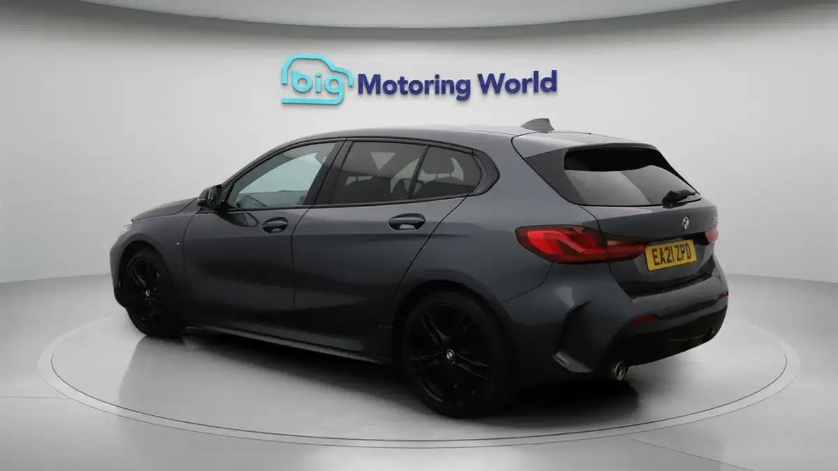 2021-bmw-1-series-15-118i-m-sport-lcp-dct-big-5