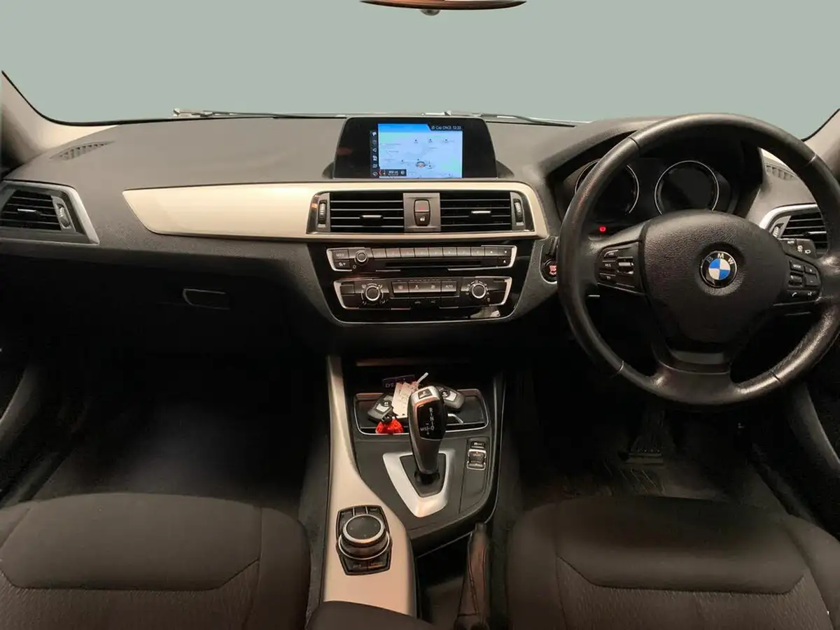 2019-bmw-1-series-15-118i-se-business-ss-5d-auto-big-6