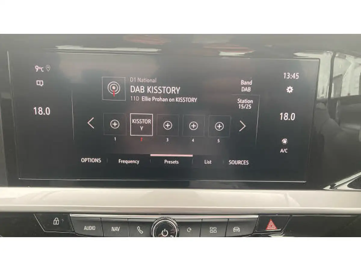 2022-vauxhall-mokka-e-elite-premium-big-11