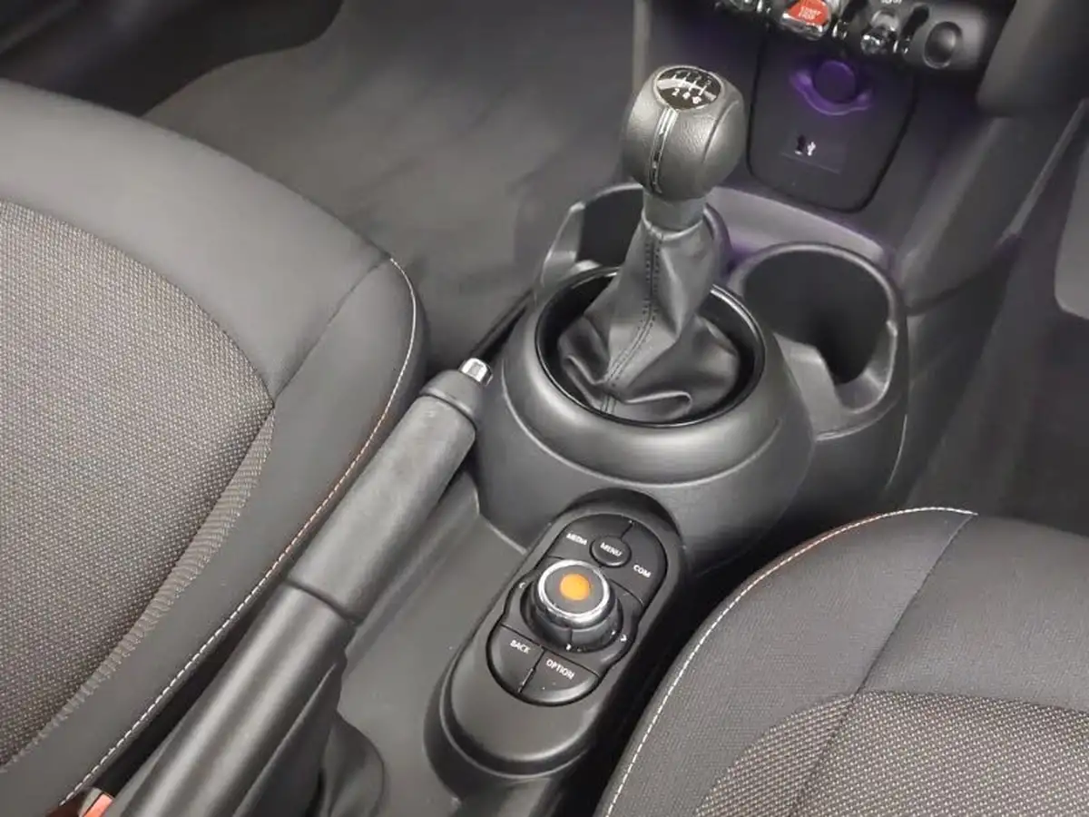 2021-mini-countryman-15-cooper-classic-big-9