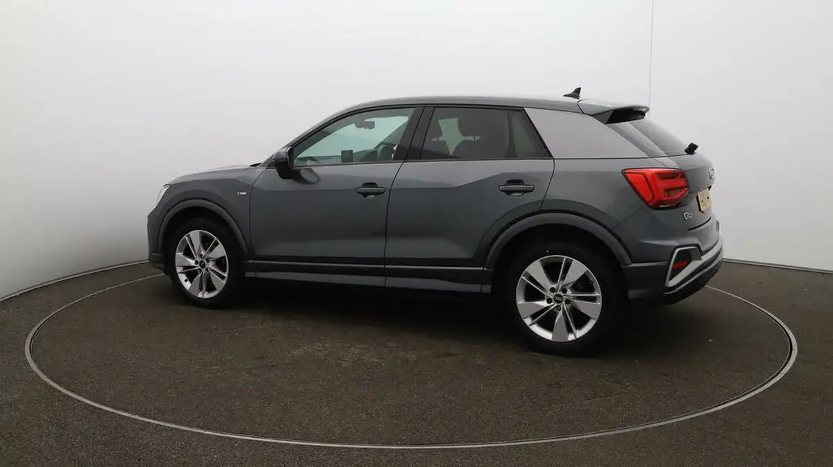 2021-audi-q2-15-35-tfsi-s-line-tronic-big-38