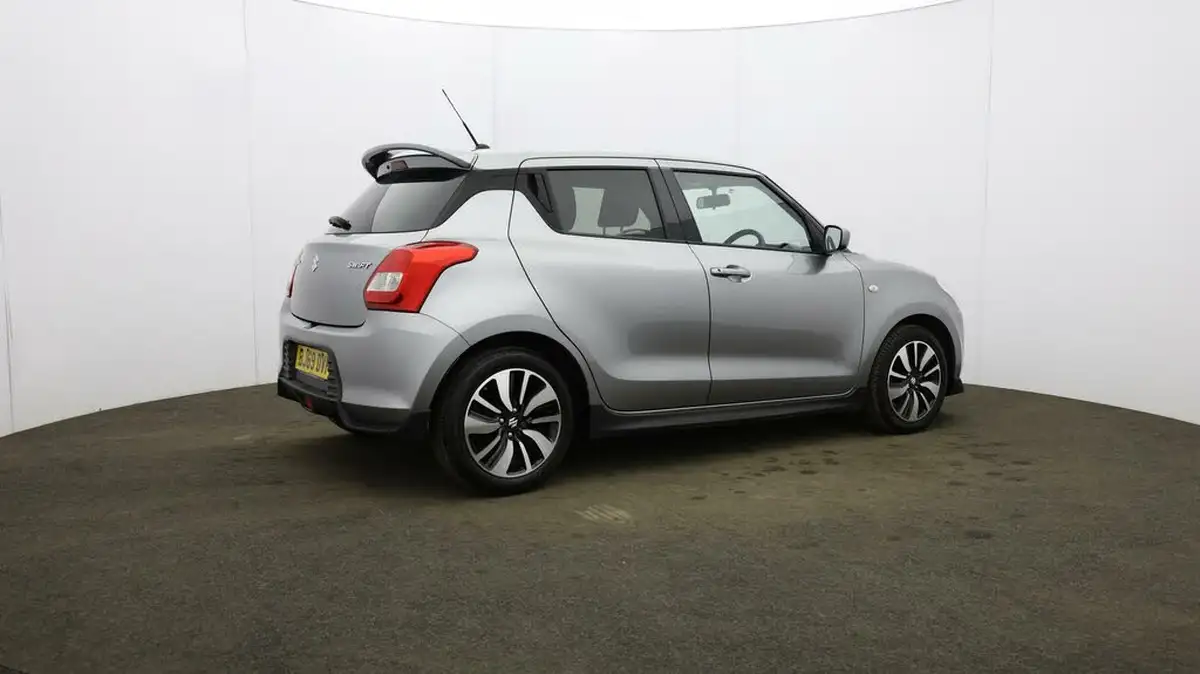 2019-suzuki-swift-12-dualjet-attitude-big-49