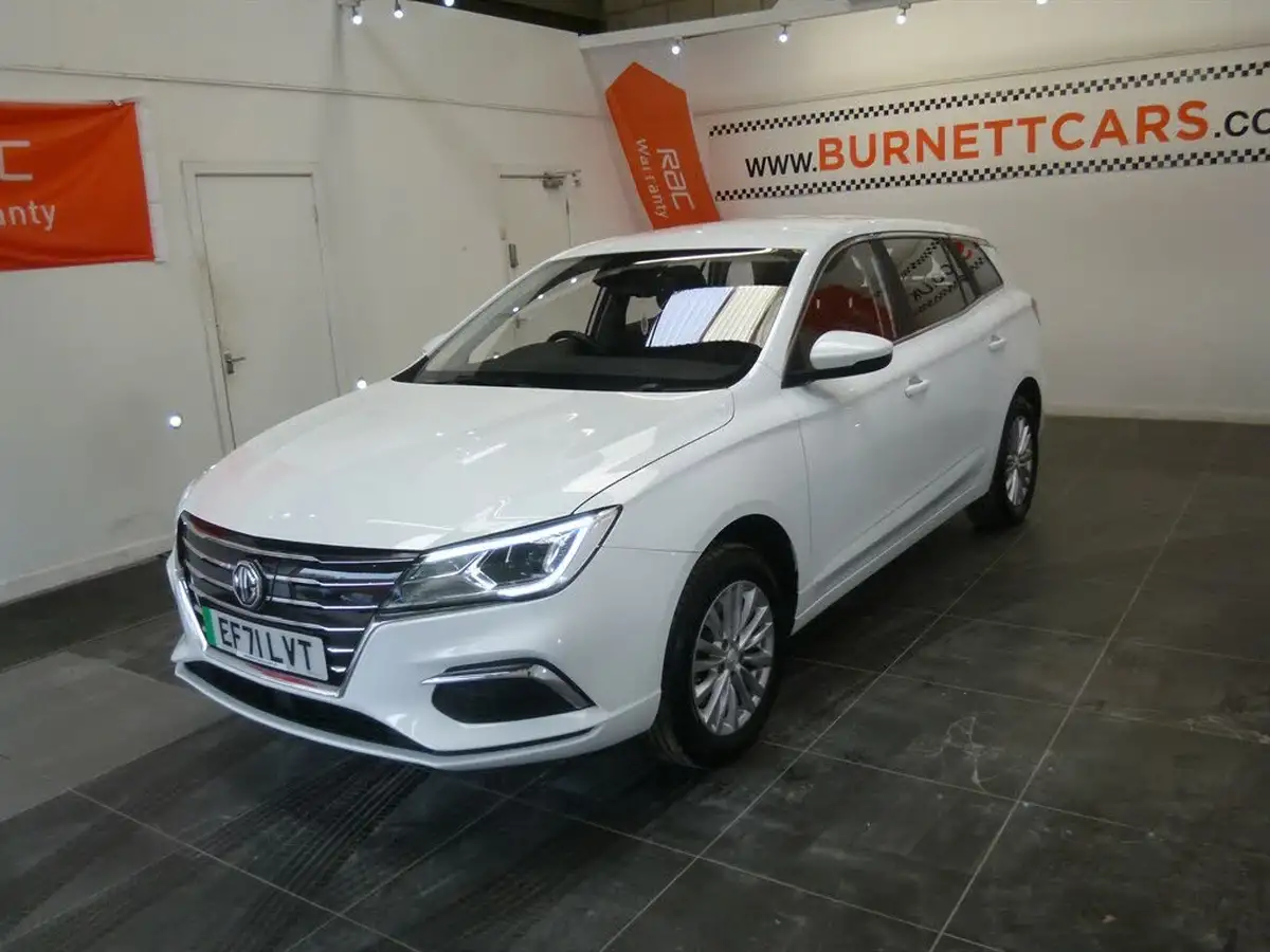 2022-mg-mg5-e-excite-ev-long-range-big-4