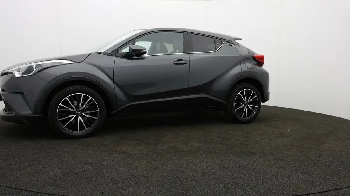 2018-toyota-c-hr-12-excel-big-55