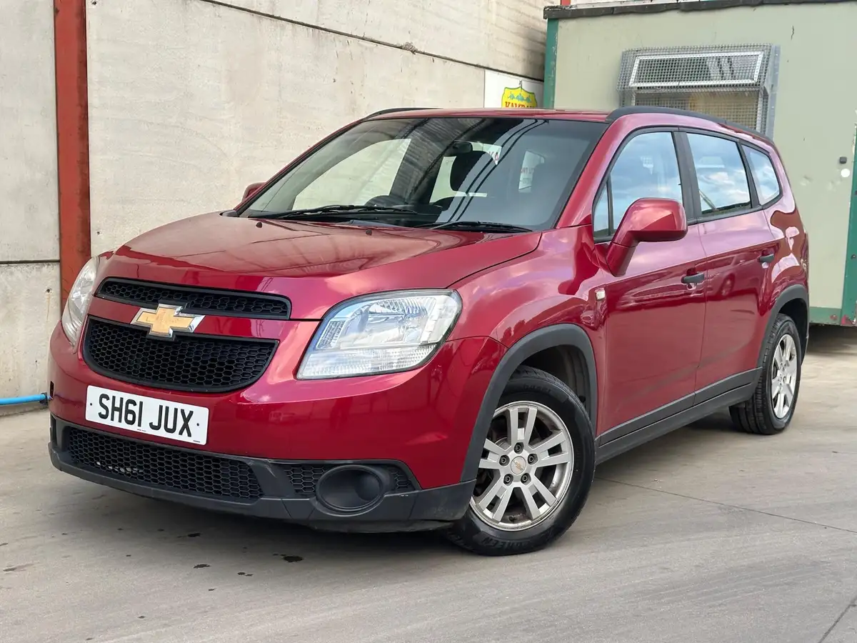 2011-chevrolet-orlando-18-ls-big-9