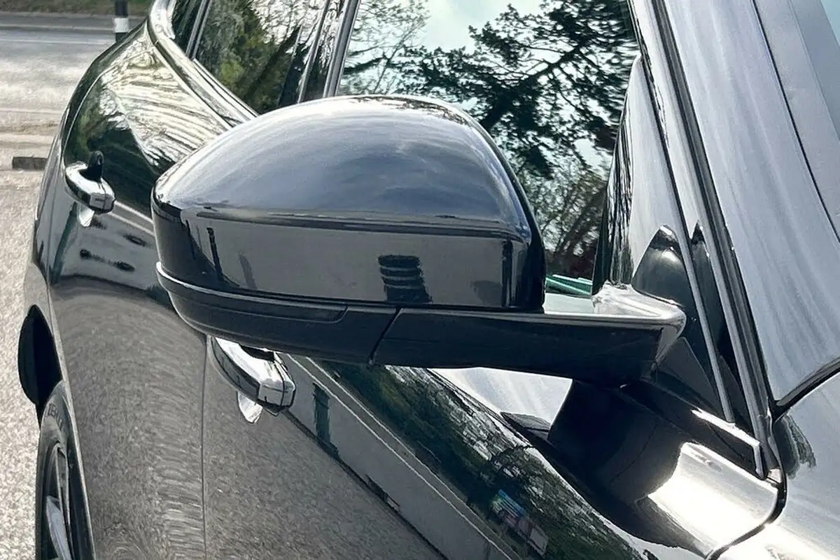 2019-jaguar-f-pace-20-i4d-chequered-flag-240ps-big-50