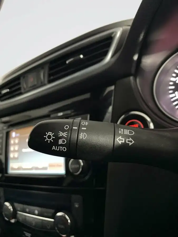 2018-nissan-qashqai-13-dig-t-n-connecta-160ps-big-19