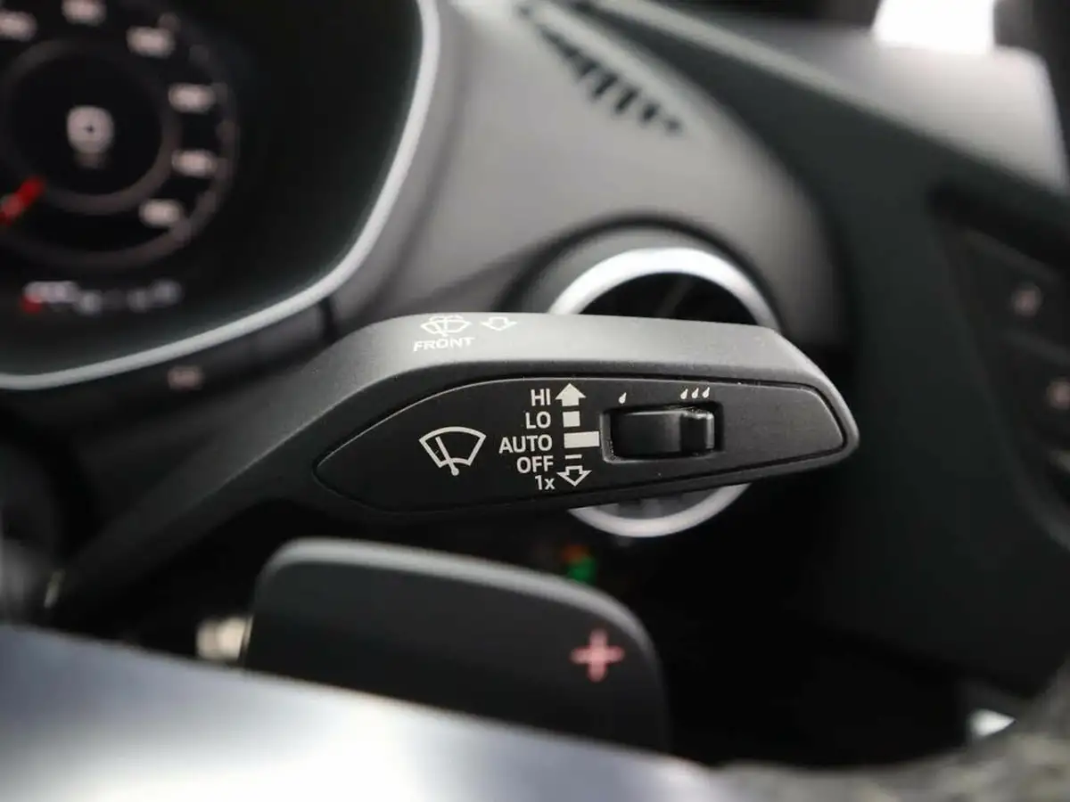 2019-audi-tt-coupe-20-40-tfsi-s-line-big-25