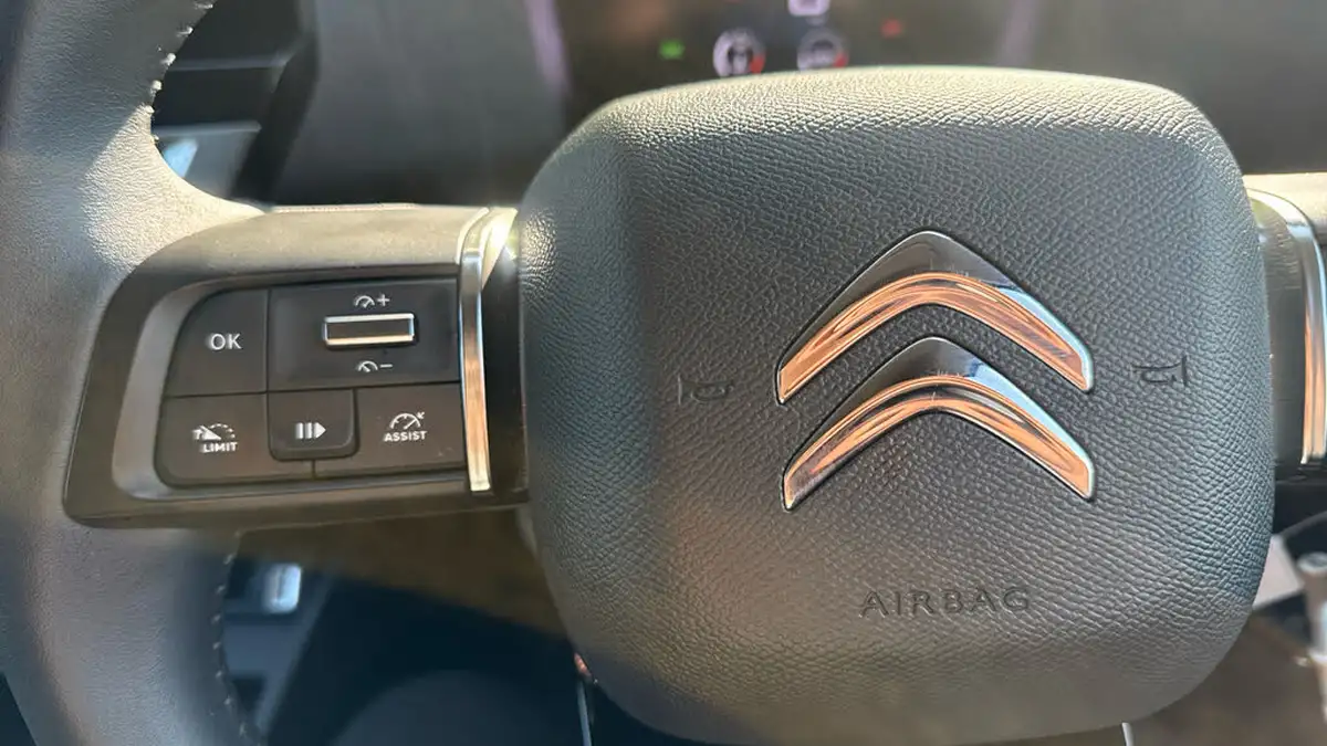 2022-citroen-c4-12-puretech-sense-plus-big-22