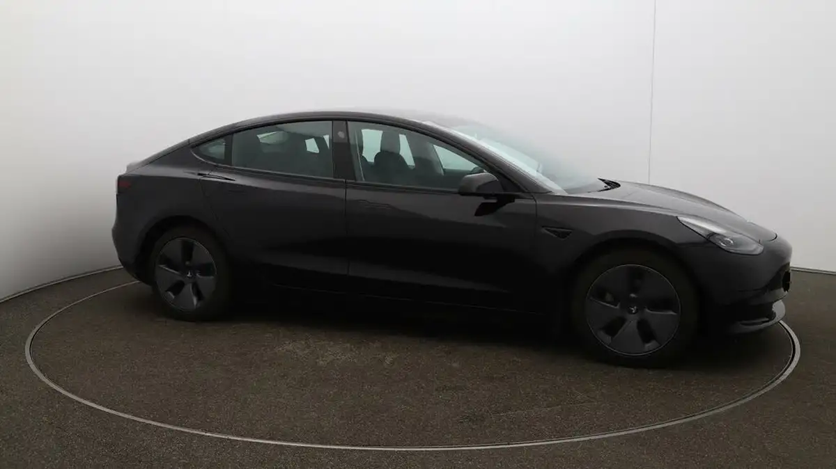 2021-tesla-model-3-e-standard-plus-big-36
