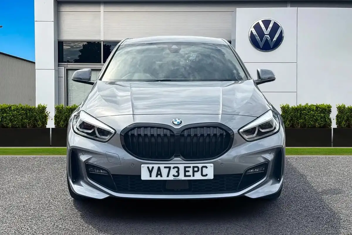 2023-bmw-1-series-15-118i-m-sport-lcp-dct-big-4