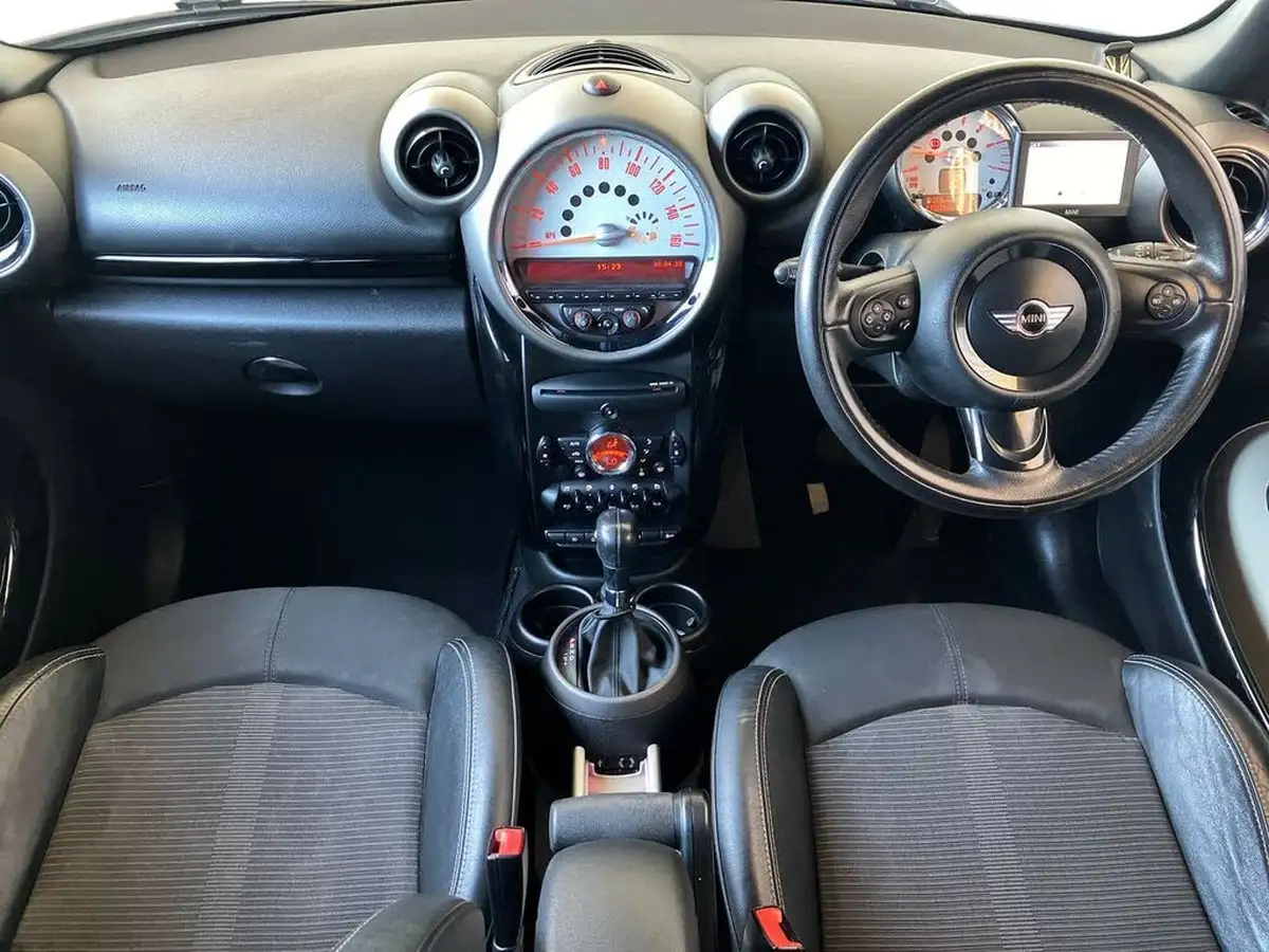 2011-mini-countryman-20td-cooper-d-112bhp-all4-auto-big-8