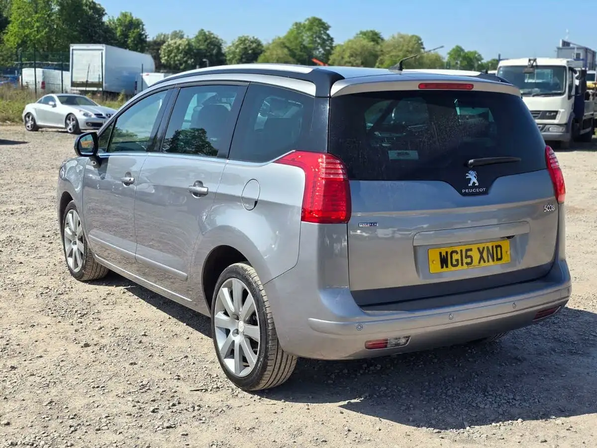 2015-peugeot-5008-16bluehdi-allure-auto-big-3