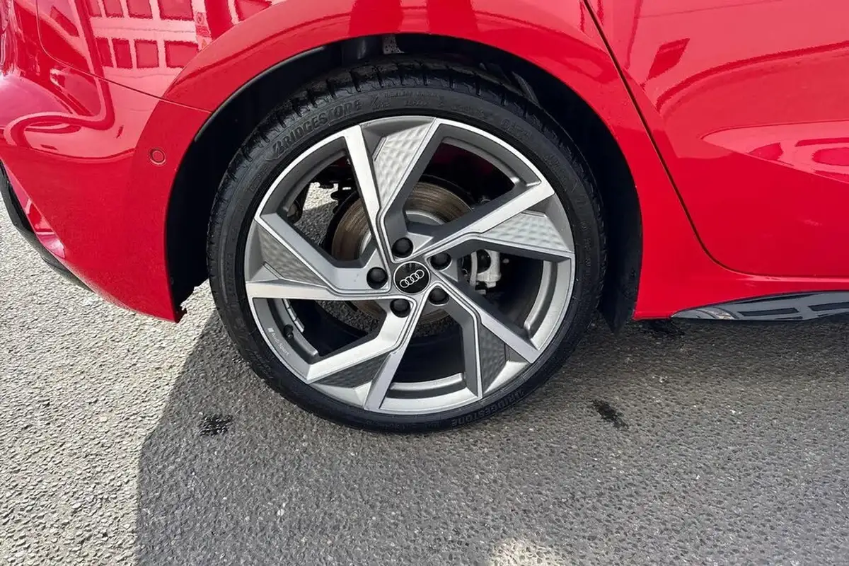 2024-audi-a3-15-35-tfsi-black-edition-sportback-5d-big-13