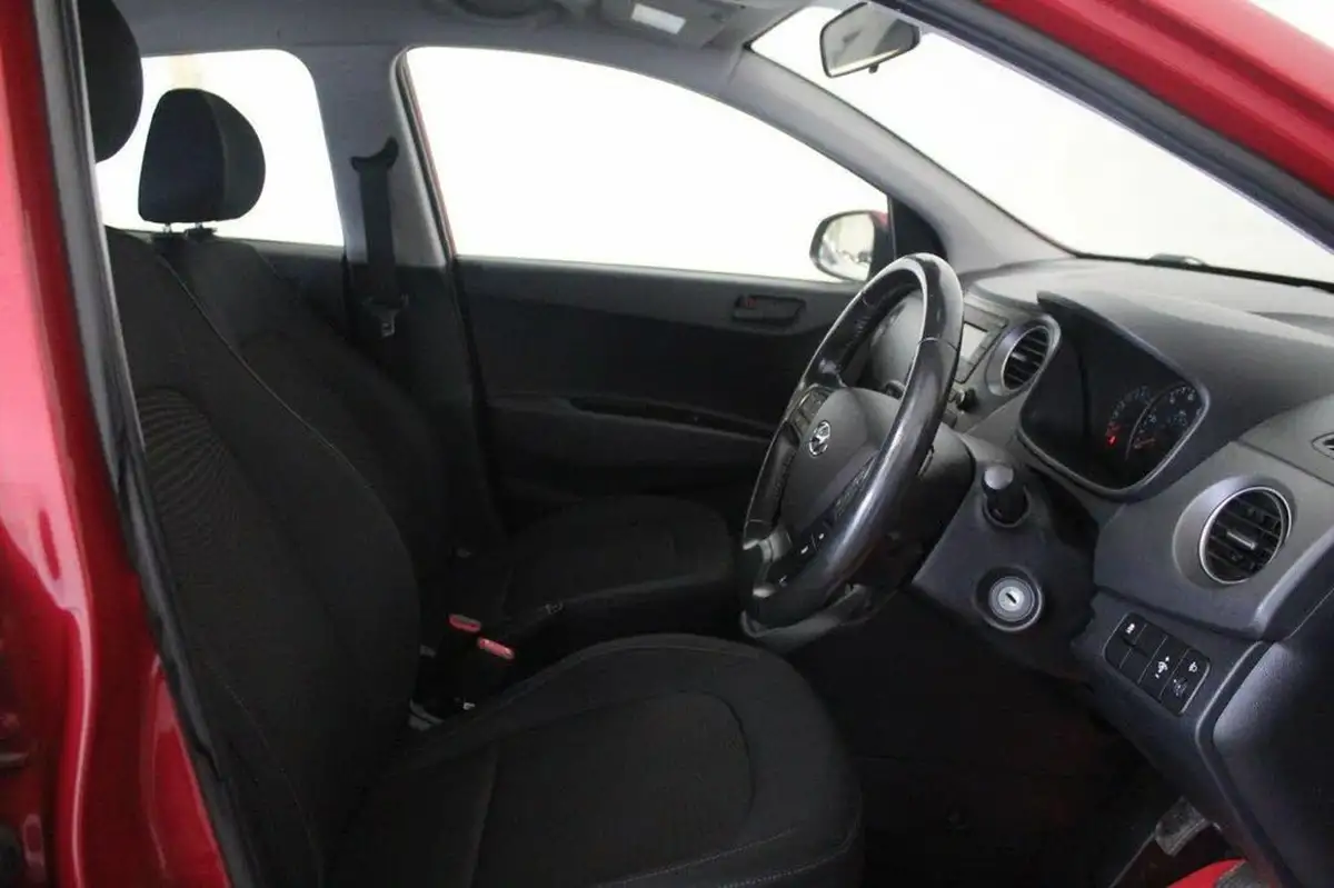 2019-hyundai-i10-12-se-big-20