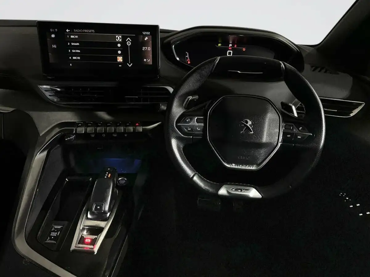 2021-peugeot-5008-suv-12-puretech-gt-eat8-big-10